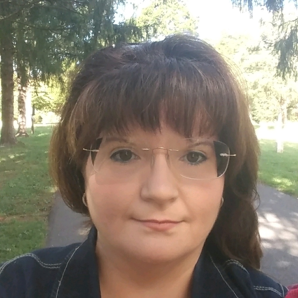 Meet your Posher, Christal